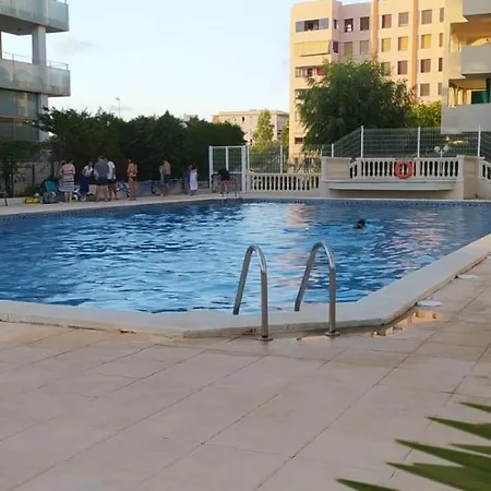 Vacaciones En Pineda Con 2 Piscinas, Playa A 5 Min * La Pineda